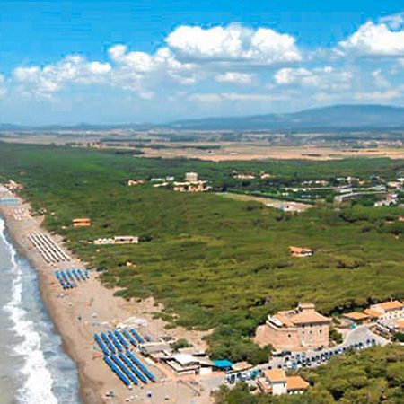 Affittacamere Floramare Marina Di Bibbona Ngoại thất bức ảnh